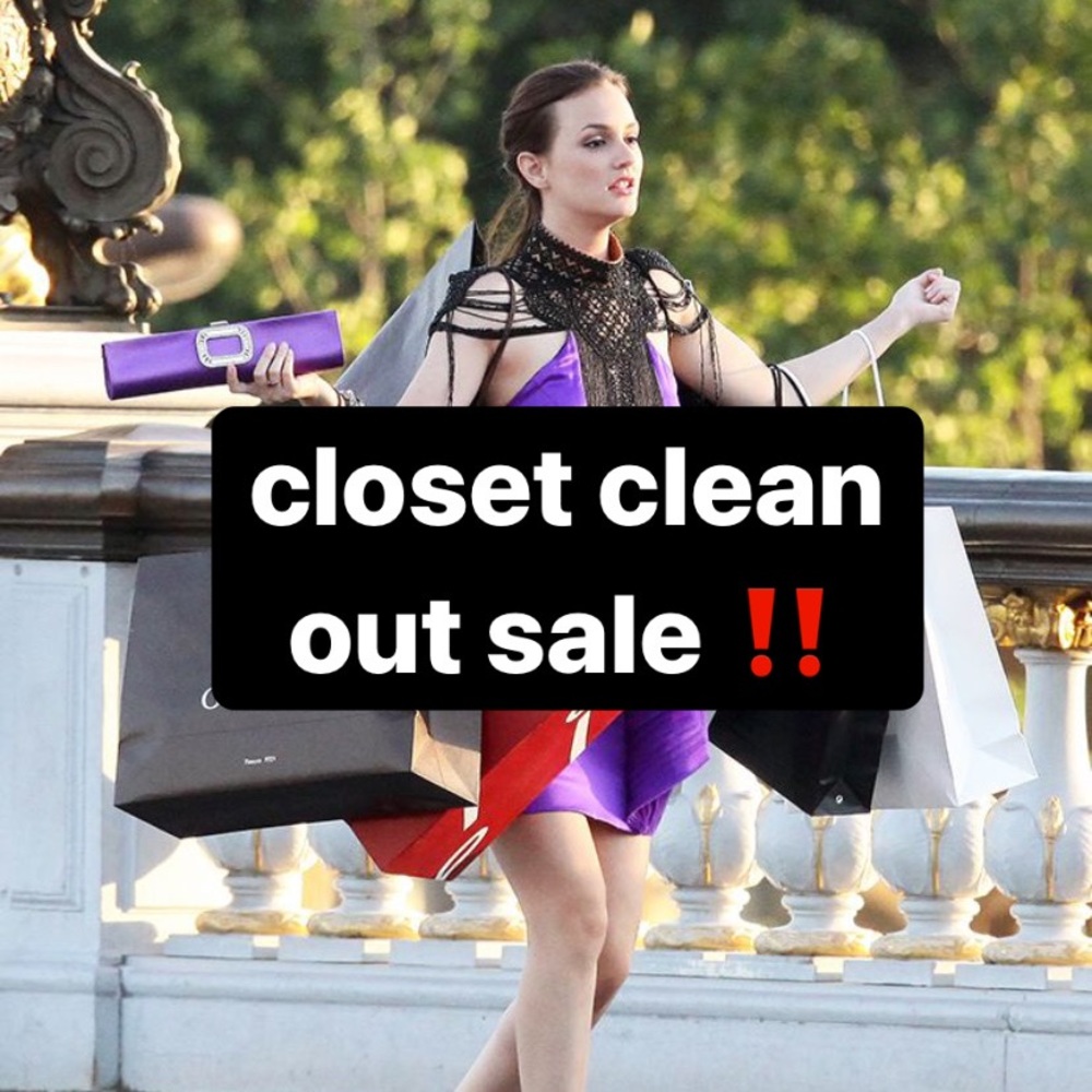 CLOSET CLEAN OUT SALE ‼️